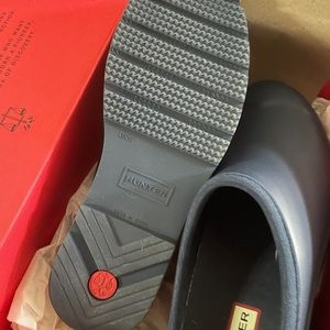 Brand new - missed the return deadline